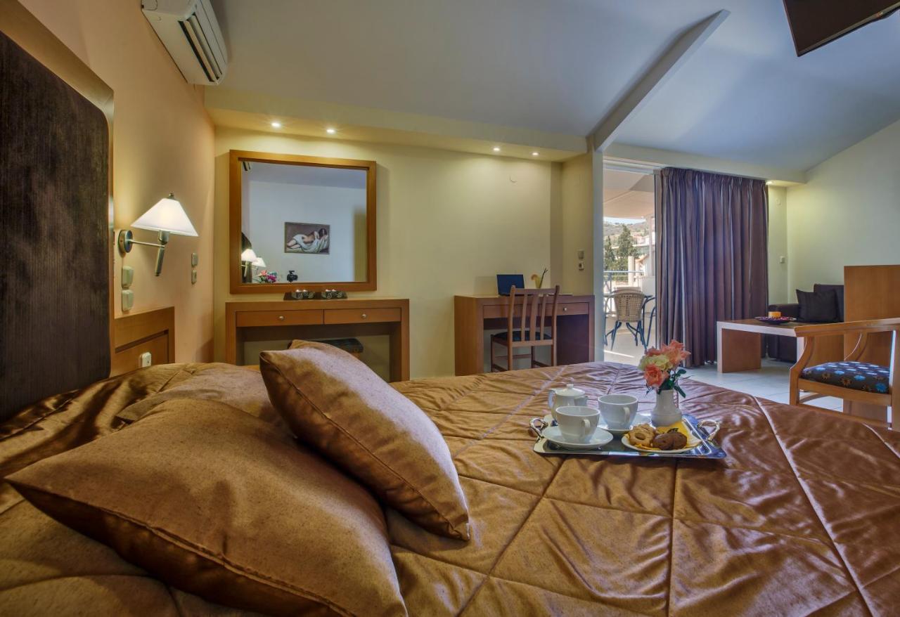 Hotel Serenity Tolo Bagian luar foto