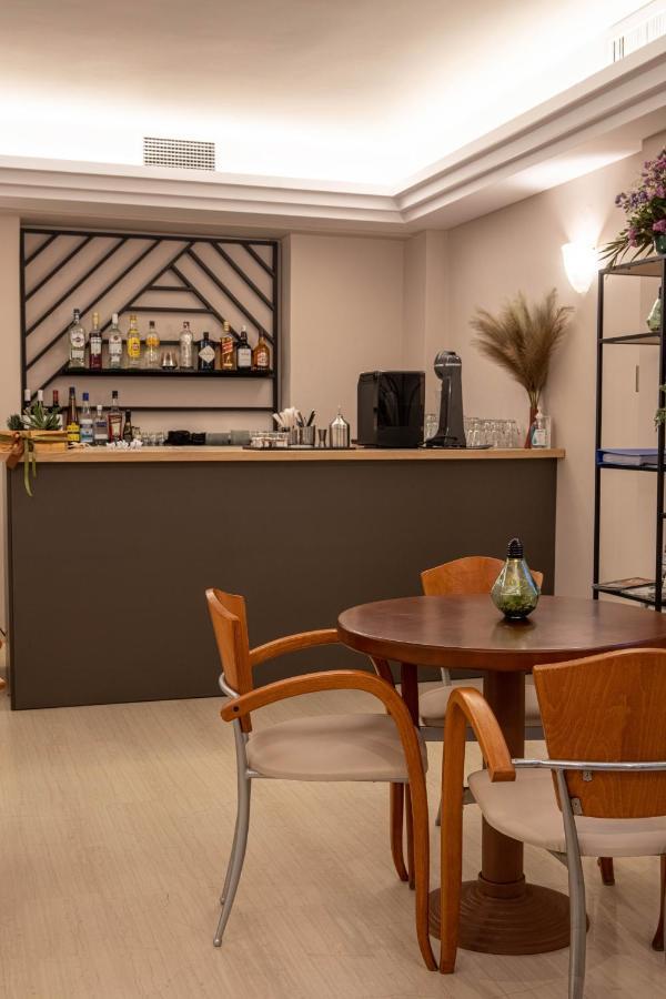 Hotel Serenity Tolo Bagian luar foto