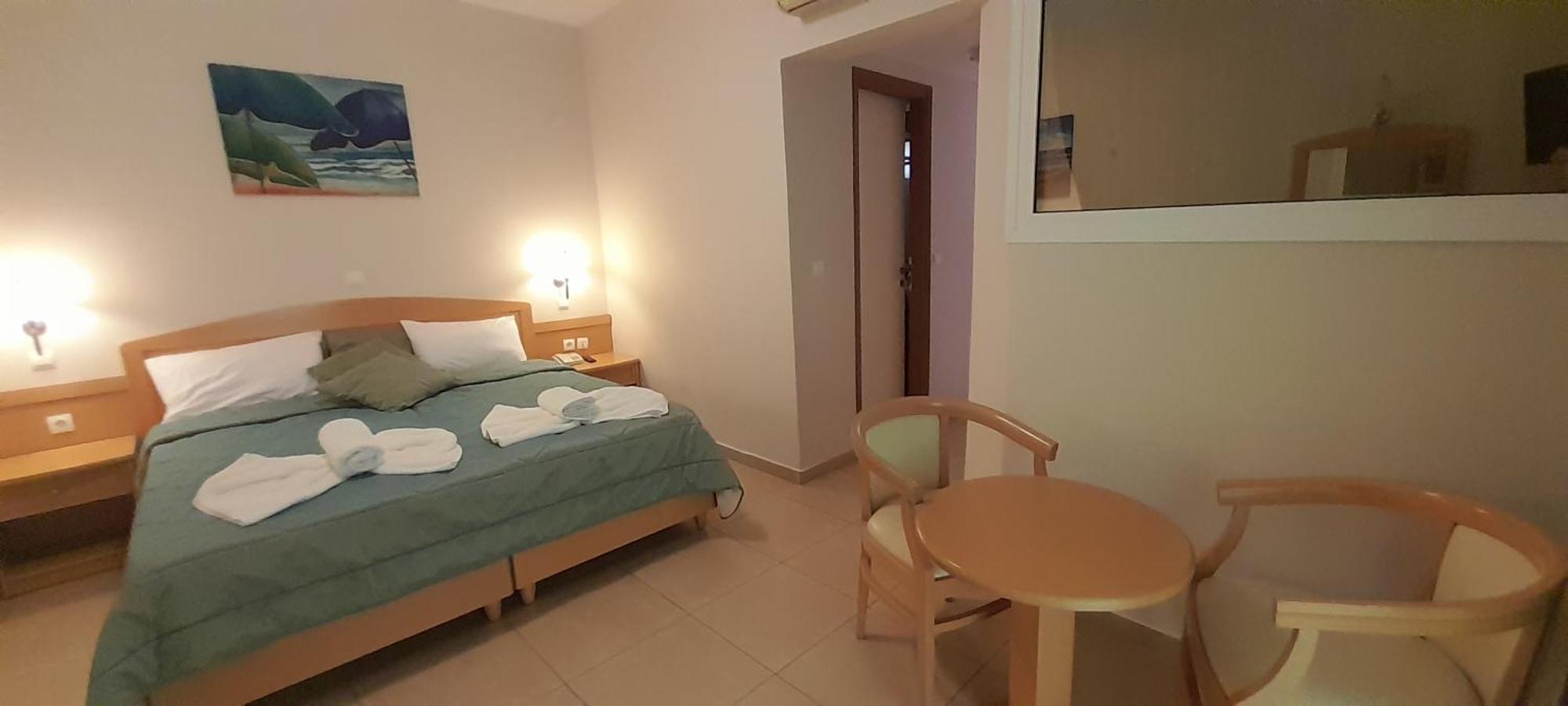 Hotel Serenity Tolo Bagian luar foto