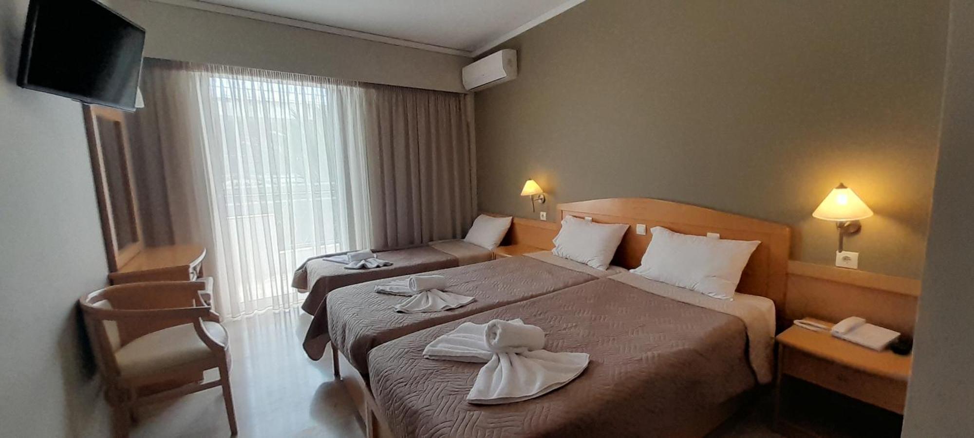 Hotel Serenity Tolo Bagian luar foto