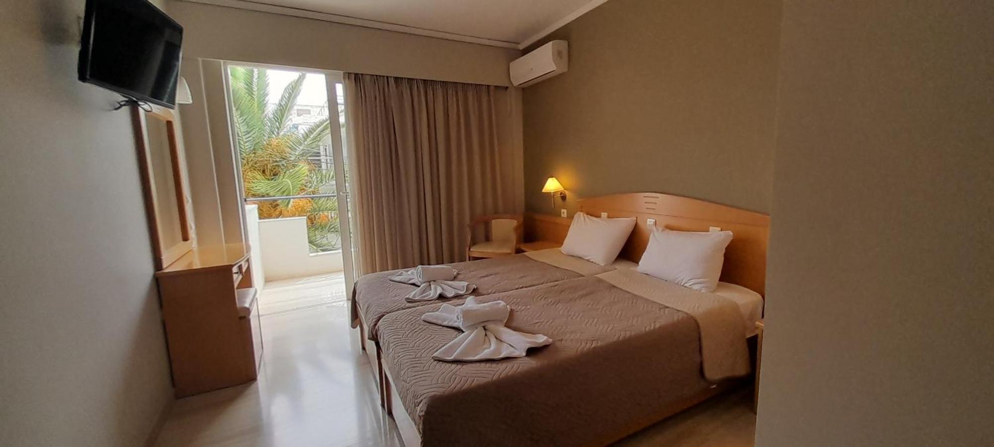 Hotel Serenity Tolo Bagian luar foto